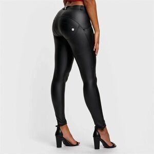 Freddy WRUP Faux Leather Black Butt Lifting Pants Mid Rise